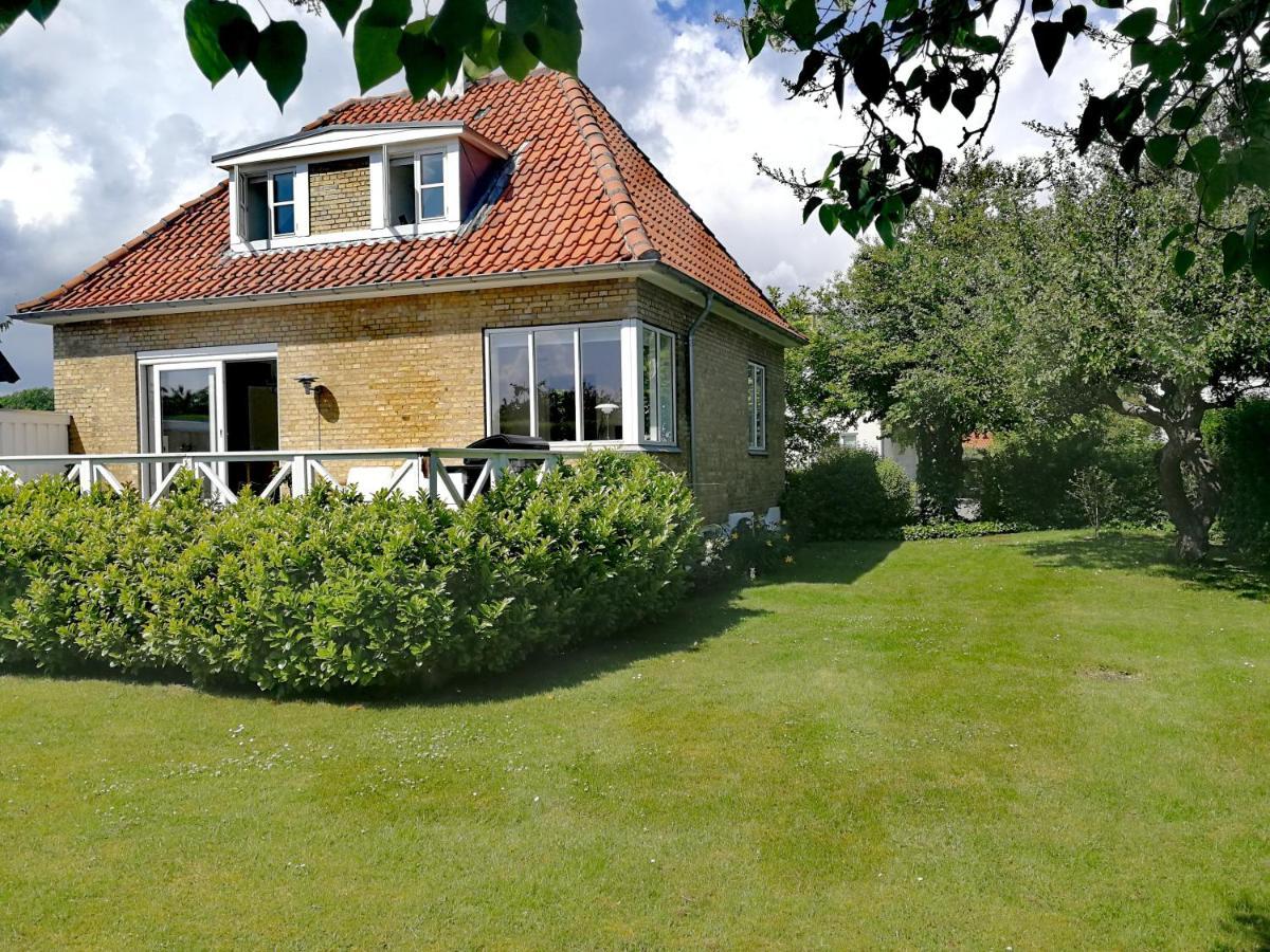 Room In A Danish Cottage With Garden View, 10 Min To Cph Gentofte Exteriör bild